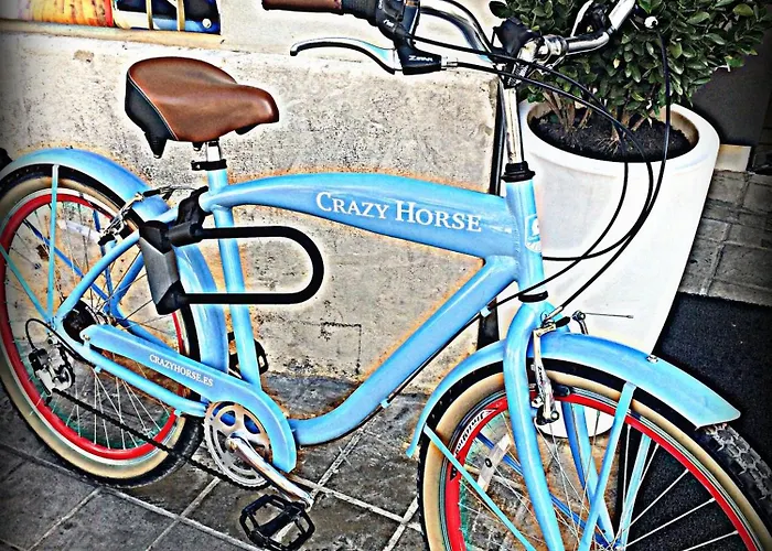 Urban Youth Vandrarhem