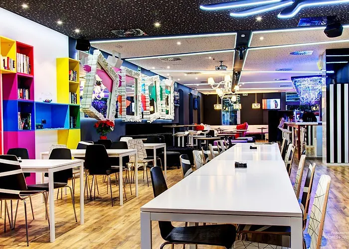 Urban Youth Vandrarhem *