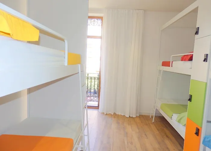 Urban Youth Vandrarhem *