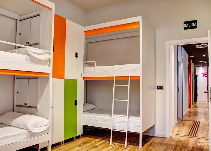 Albergue Urban Youth *
